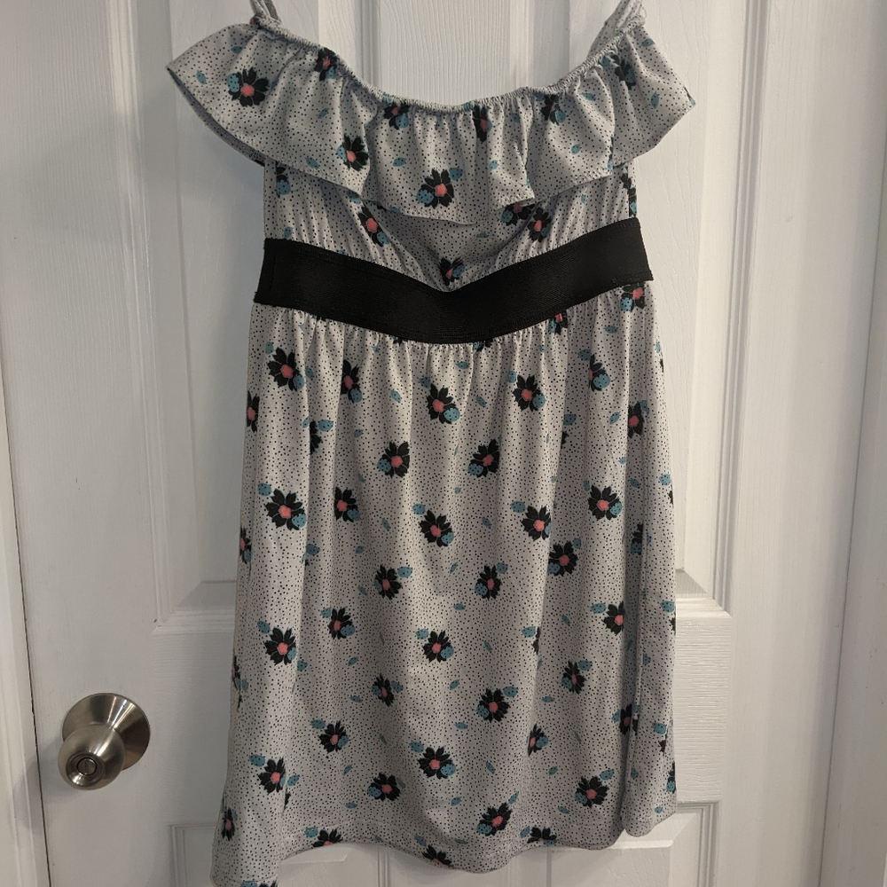 Kimchi Blue Urban Outfitters Strapless Dress - Size Small